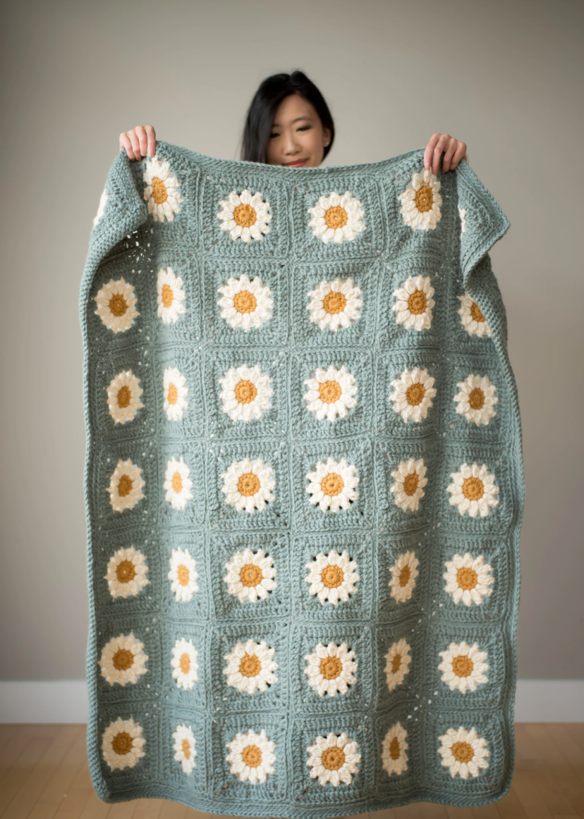 Daisy Granny Square Blanket pattern