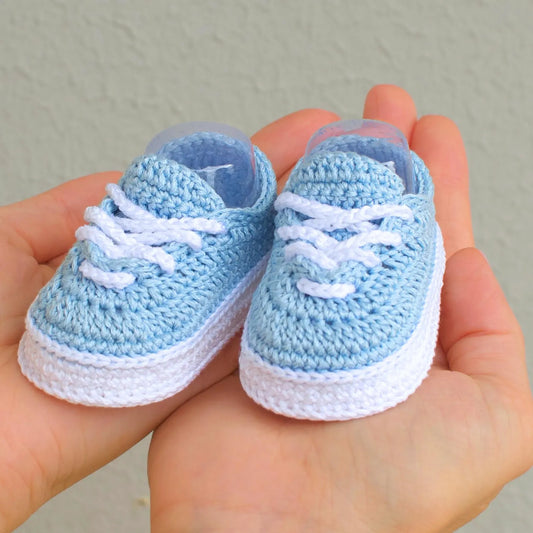 Crochet pattern baby shoes